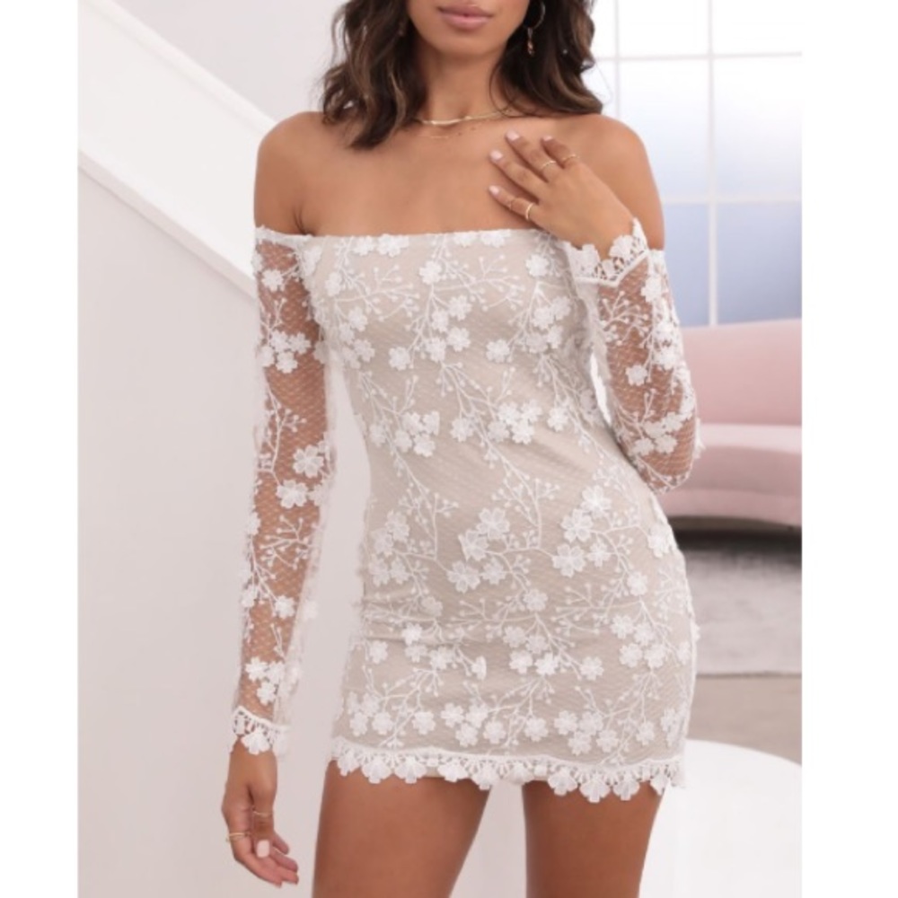 LUCY IN THE SKY GERTRUDE STRAPLESS DRESS